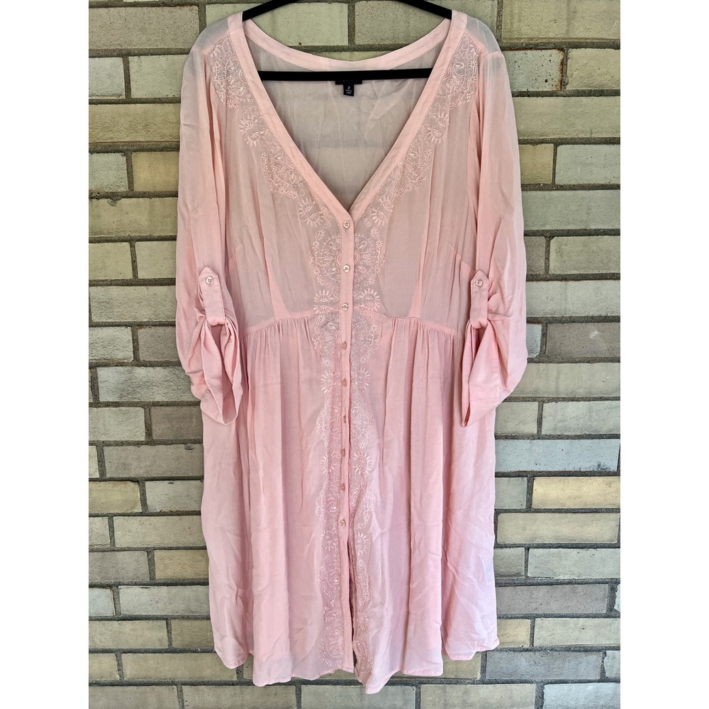 Torrid Pink Embroidered Button Front Roll Tab Sleeve Shirt Dress Size 2 XXL/2X